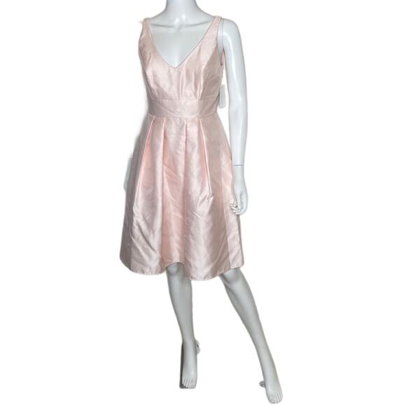 Alfred Sung Women’s V-Neck Pleated Skirt Cocktail Dress With Pockets Blush Sz 4 - Picture 2 of 8